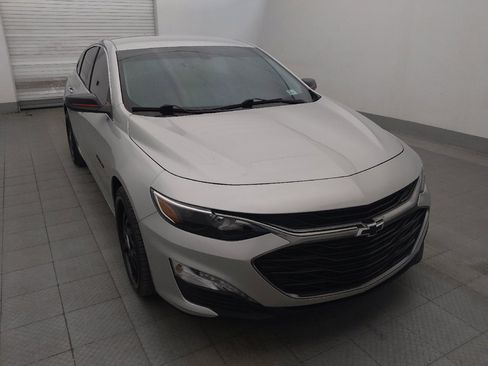 Used 2022 Chevrolet Malibu LT w/ Redline Edition FWD image 13