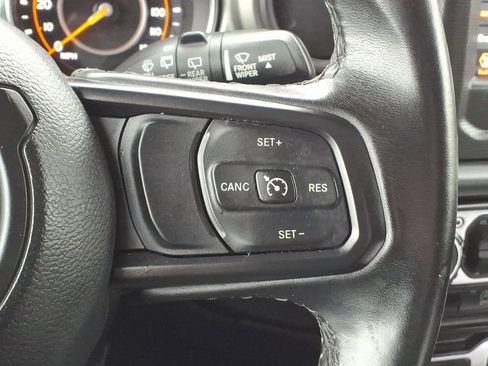Used 2021 Jeep Wrangler Sport AWD/4WD image 32