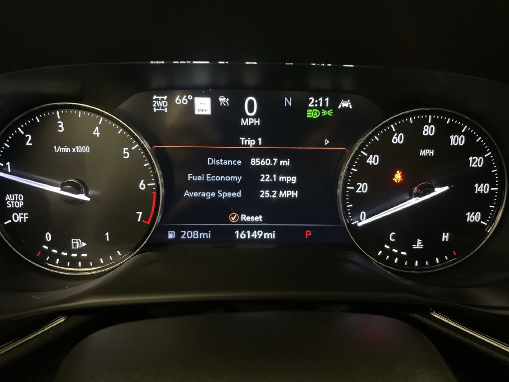 Used 2023 Buick Envision Avenir AWD/4WD image 6