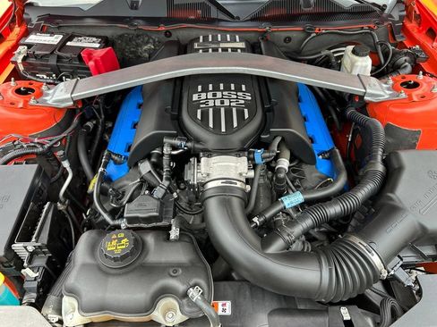 Used 2012 Ford Mustang Boss 302 w/ Boss 302 Accessory Pkg RWD image 33
