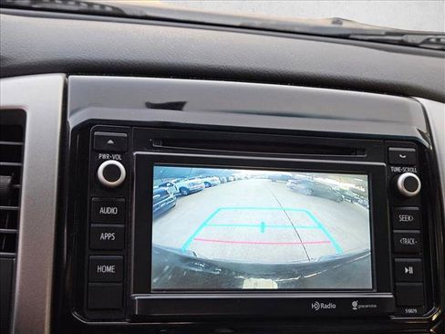 Used 2015 Toyota Tacoma PreRunner w/ SR5 Package image 18