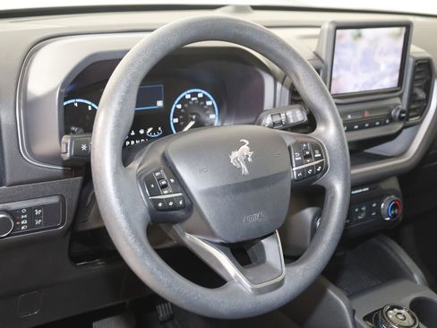 Used 2021 Ford Bronco Sport AWD/4WD image 6