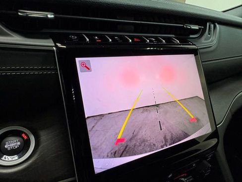 New 2025 Jeep Grand Cherokee Limited image 16