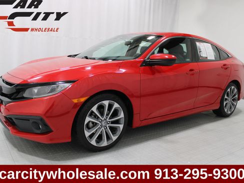 Used 2021 Honda Civic Sport image 1