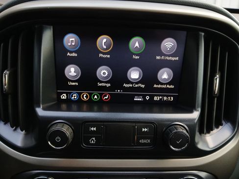 Used 2019 Chevrolet Colorado Z71 RWD image 8