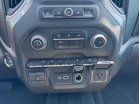 Used 2024 Chevrolet Silverado 2500 Custom w/ Custom Value Package AWD/4WD image 21