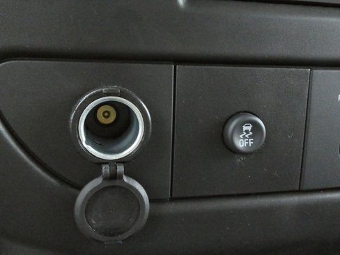 New 2025 GMC Savana 3500 w/ Driver Convenience Package image 14