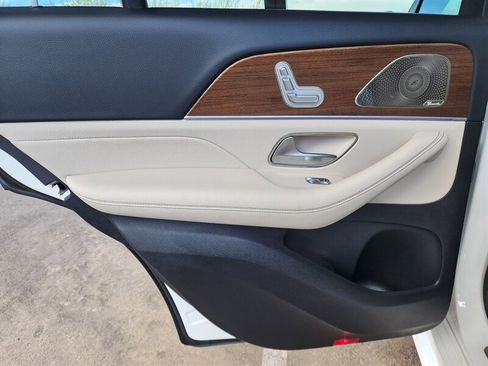 Used 2023 Mercedes-Benz GLE 350 4MATIC w/ AMG Line Exterior image 81