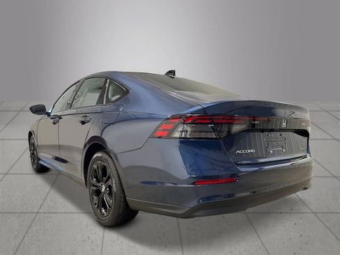 New 2025 Honda Accord SE image 3