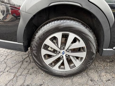 Certified 2025 Subaru Outback image 12