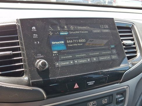 Used 2019 Honda Pilot EX image 18