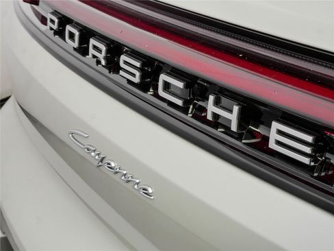 New 2026 Porsche Cayenne AWD/4WD image 38