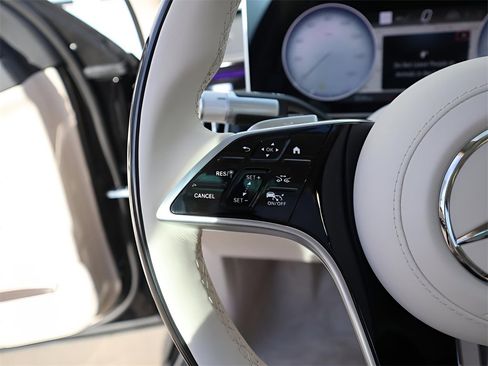 New 2026 Mercedes-Benz S 580 4MATIC Sedan image 32