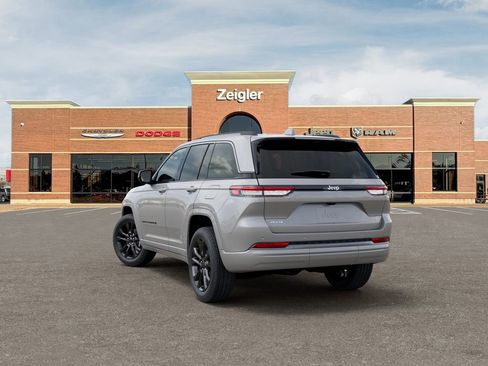 New 2026 Jeep Grand Cherokee Limited image 3