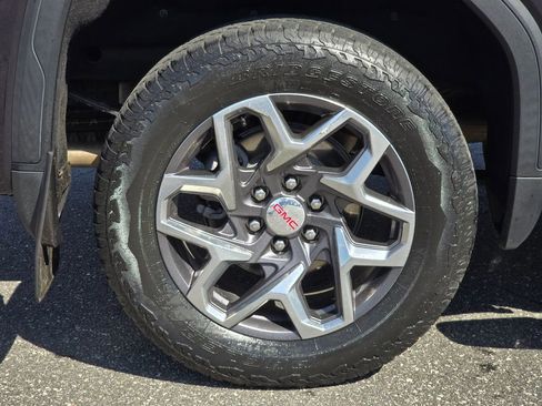 Certified 2023 GMC Sierra 1500 SLT w/ SLT Convenience Package image 14