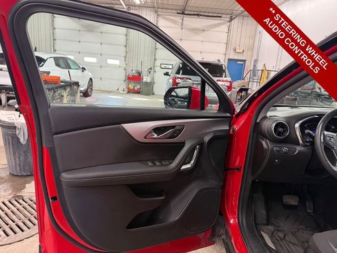 Used 2023 Chevrolet Blazer LT w/ Driver Confidence Package image 12