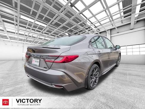 Used 2025 Toyota Camry XSE w/ Premium Plus Package AWD/4WD image 4