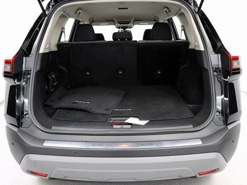 Used 2023 Nissan Rogue SV image 26