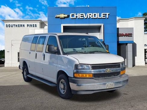 Used 2020 Chevrolet Express 2500 w/ Driver Convenience Package RWD image 1