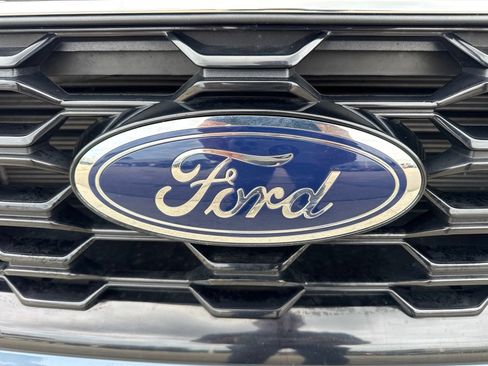 Certified 2024 Ford Escape ST-Line w/ Tech Pack #1 AWD/4WD image 13