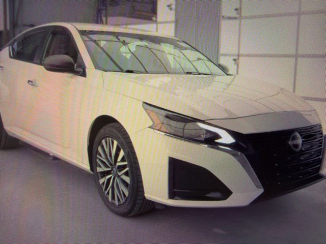 Certified 2025 Nissan Altima 2.5 SV AWD/4WD image 11