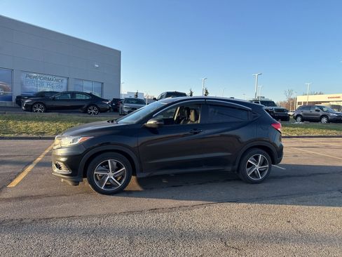Used 2021 Honda HR-V EX image 9