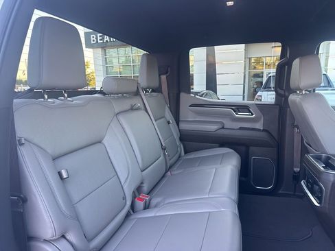 Used 2023 GMC Sierra 1500 SLT w/ SLT Premium Package image 30