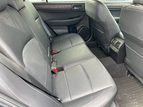 Used 2017 Subaru Outback 2.5i Limited image 23