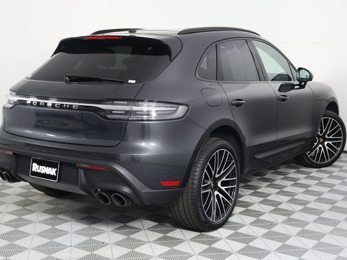 Certified 2026 Porsche Macan AWD/4WD image 7