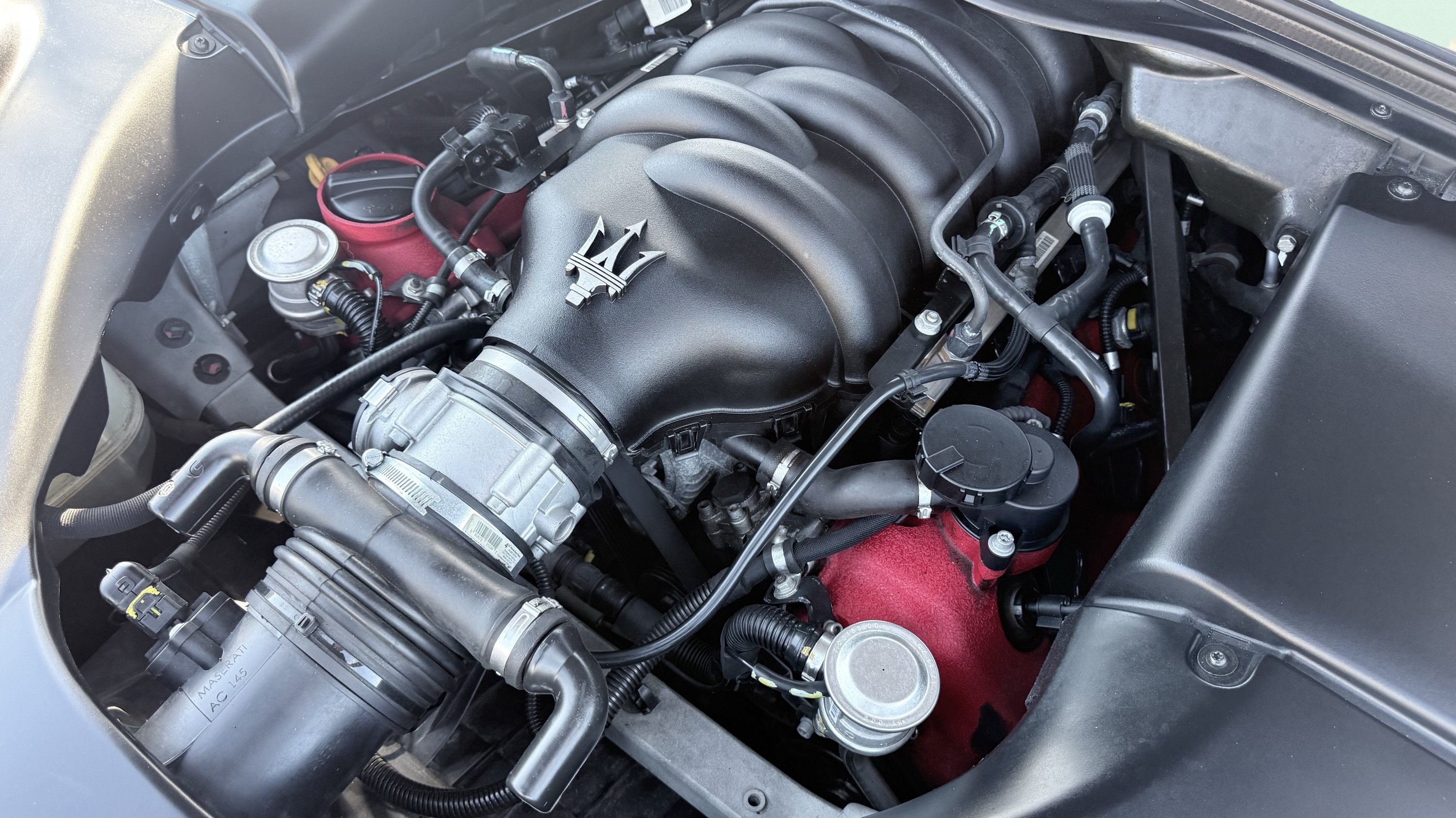 Used 2016 Maserati GranTurismo Convertible RWD image 20