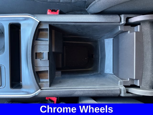 Used 2024 Ford Edge SE w/ Black Appearance Package AWD/4WD image 21