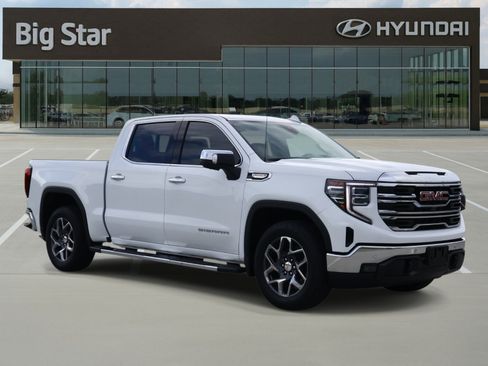 Used 2026 GMC Sierra 1500 SLT RWD image 6