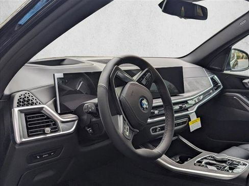 New 2026 BMW X5 xDrive50e image 3
