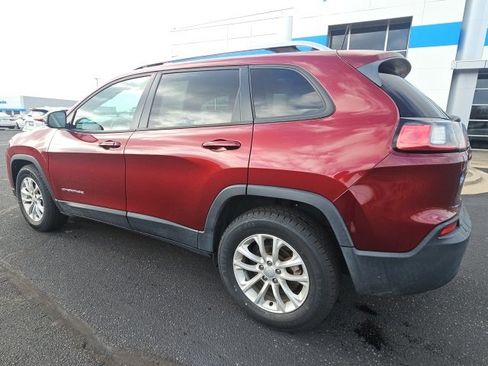 Used 2020 Jeep Cherokee Latitude w/ Cold Weather Group image 7