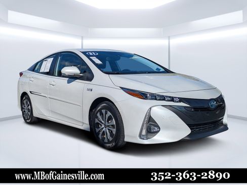 Used 2021 Toyota Prius Prime Limited image 1