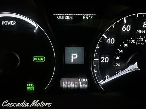 Used 2013 Lexus RX 450h AWD w/ Navigation Pkg image 16