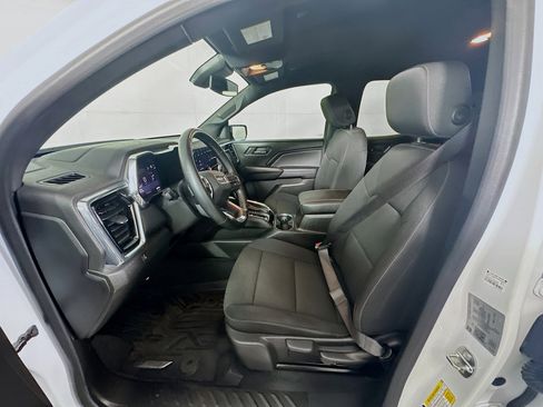 Used 2023 GMC Canyon Elevation image 13