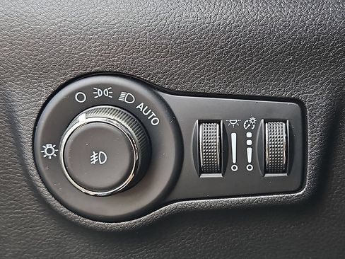 Certified 2023 Jeep Compass High Altitude AWD/4WD image 26