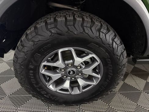 Used 2025 Ford Bronco Badlands AWD/4WD image 11