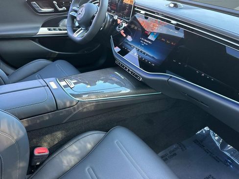 New 2026 Mercedes-Benz E 53 AMG e 4MATIC Sedan image 27