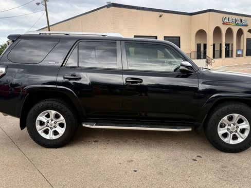 Used 2018 Toyota 4Runner SR5 Premium RWD image 5