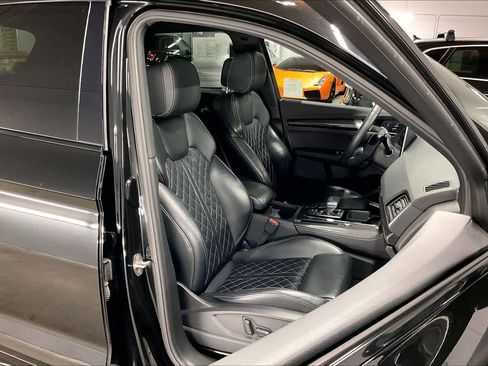 Used 2023 Audi SQ5 Premium Plus w/ Premium Plus Package image 10