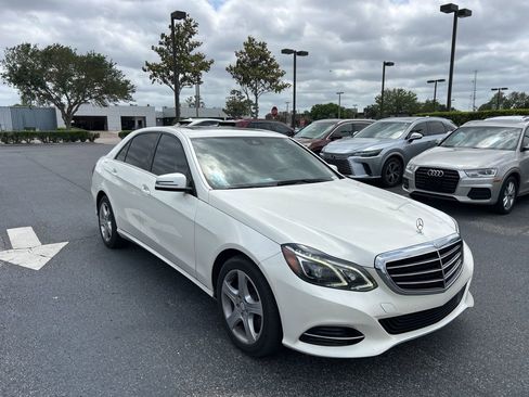Used 2014 Mercedes-Benz E 350 Sedan image 11