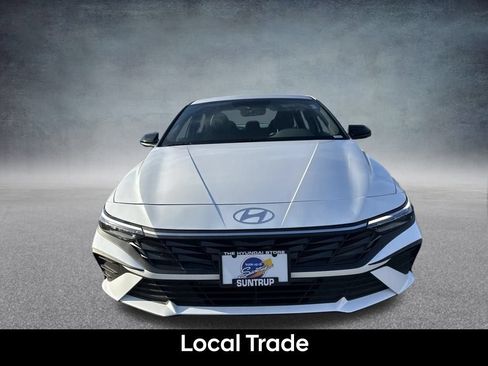 Used 2026 Hyundai Elantra Sport FWD image 10