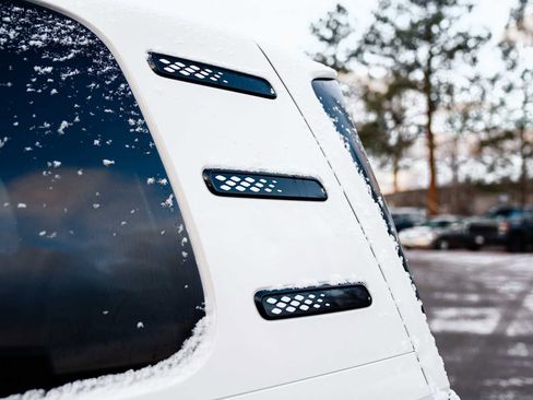 New 2025 Volkswagen ID. Buzz Pro S Plus image 19