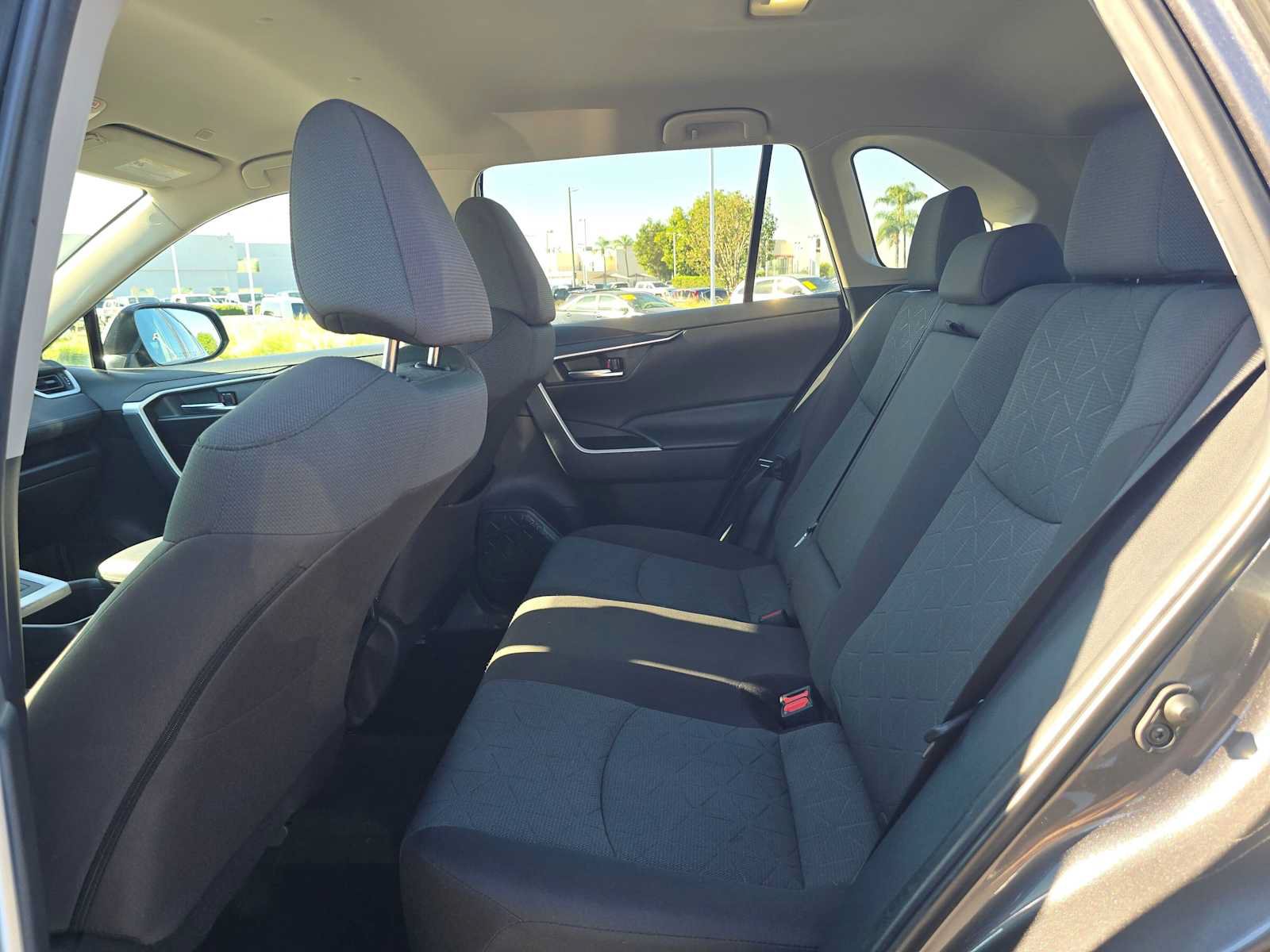 Used 2023 Toyota RAV4 XLE AWD/4WD image 15