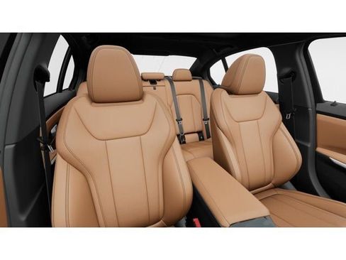 New 2026 BMW 330i xDrive Sedan AWD/4WD image 12