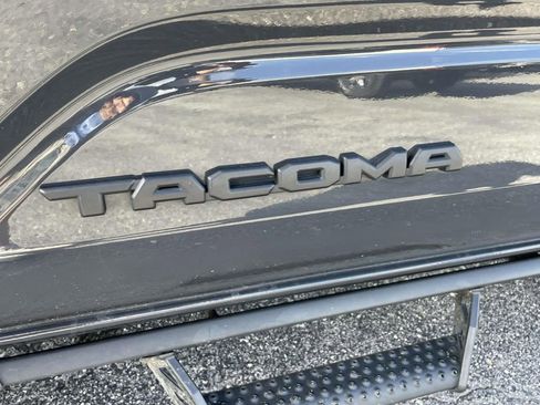 Used 2024 Toyota Tacoma SR5 image 9