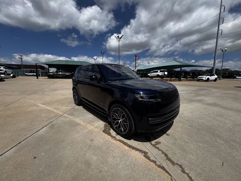 Certified 2023 Land Rover Range Rover SE AWD/4WD image 10