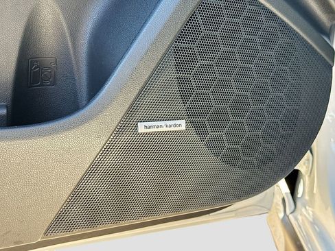 Certified 2025 Subaru Crosstrek 2.5i Limited w/ Crosstrek Mirror Package image 26